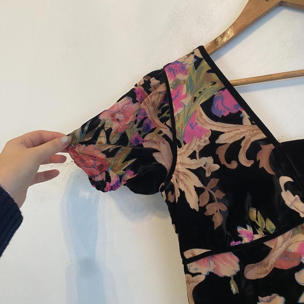 DRESS THE POPULATION black floral velvet burnout midi dress sz M - Picture 6 of 6